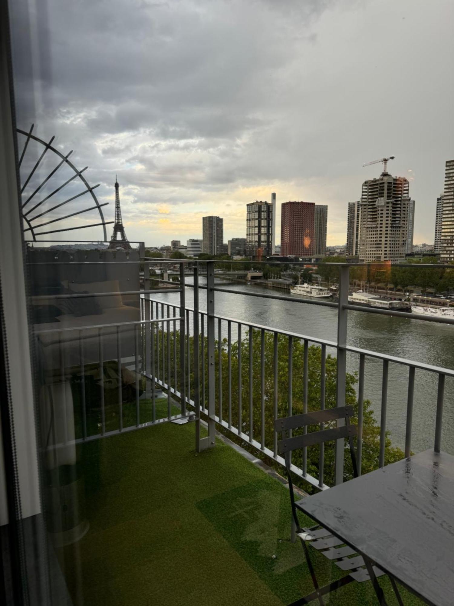 Appartement Vue Tour Eiffel Paris 16 Eme מראה חיצוני תמונה
